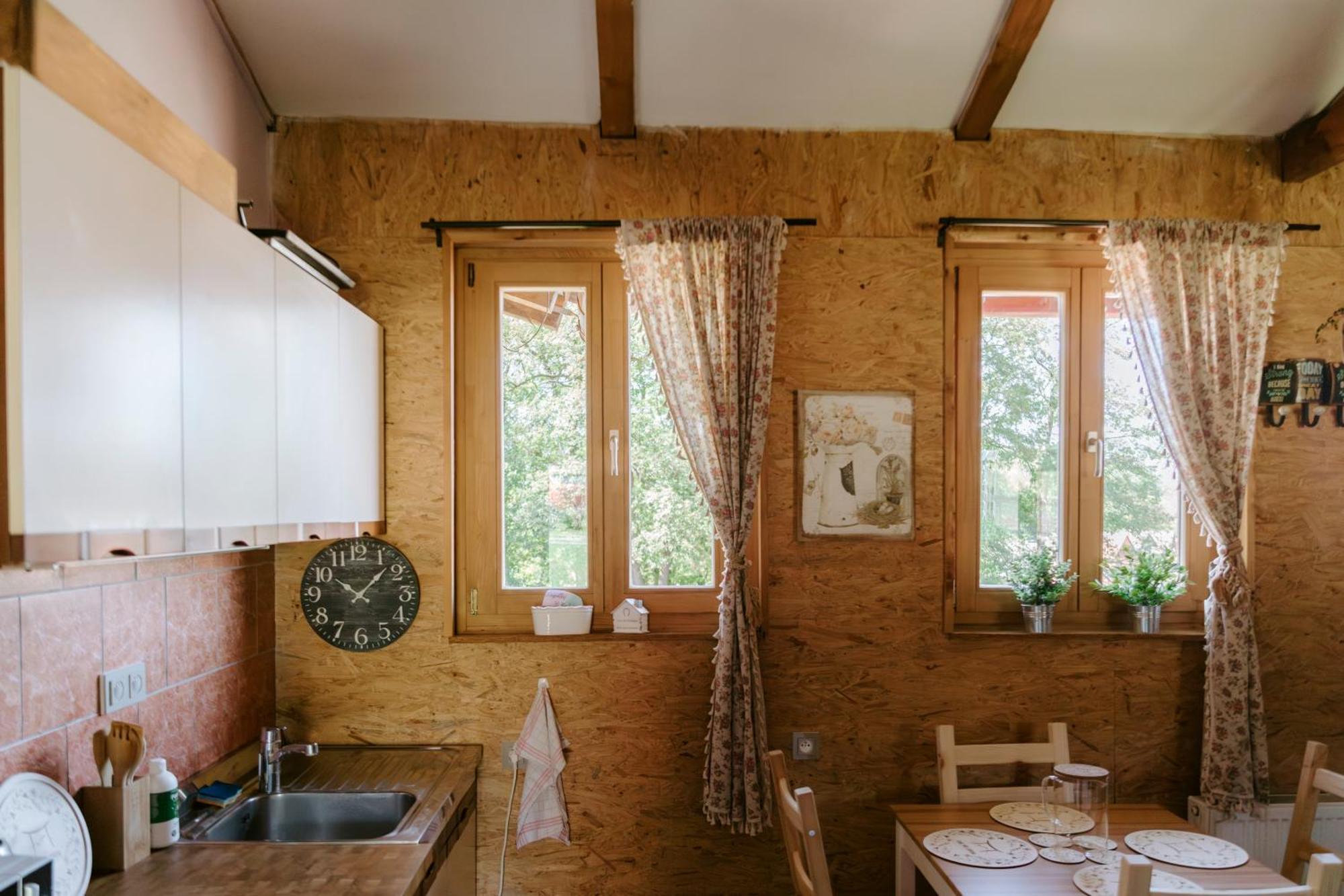 Apartman Na Ranci Pod Lovosem Velemin Exteriör bild